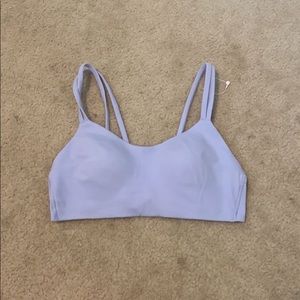 Lululemon like a cloud bra
